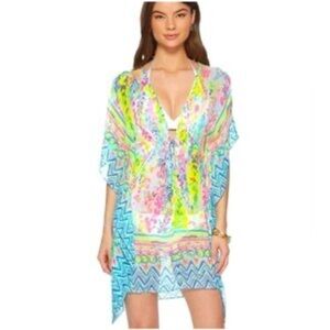 Lilly Pulitzer Blue and Pink Graphic Tunic with 3/4 Sleeves